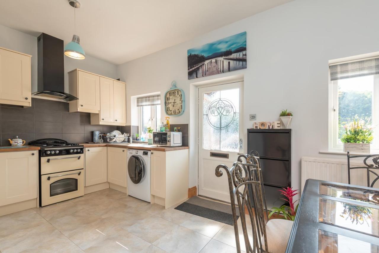River View Holiday Cottage In Yorkshire Вейкфілд Екстер'єр фото